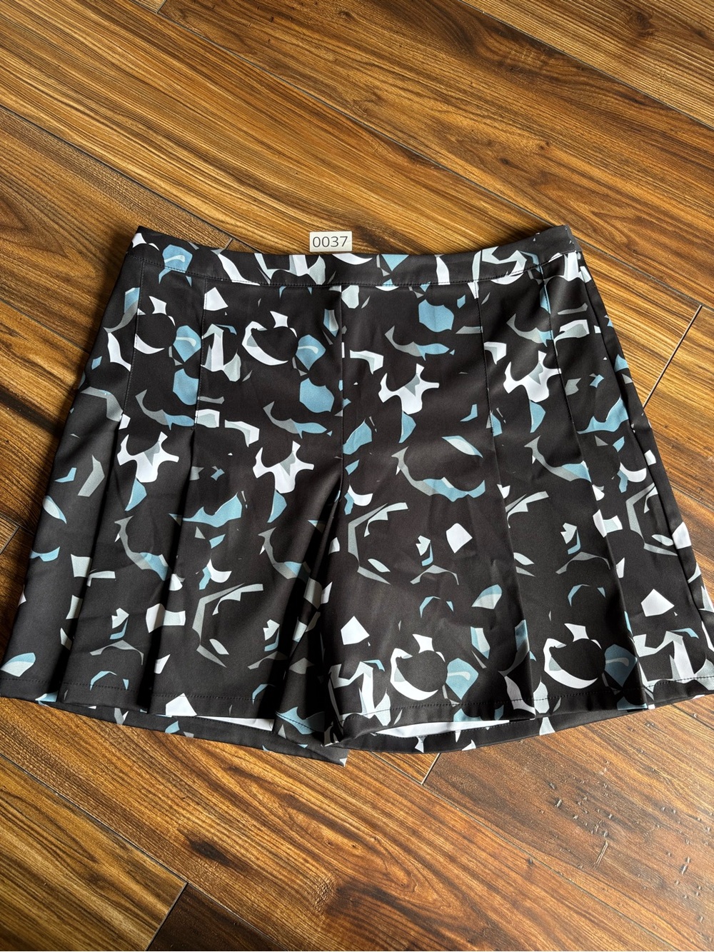 Ping Black Skort with White and Blue Abstract Print